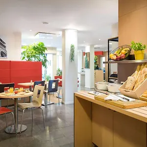 Ibis Gare De Lyon Reuilly Hotel Paris
